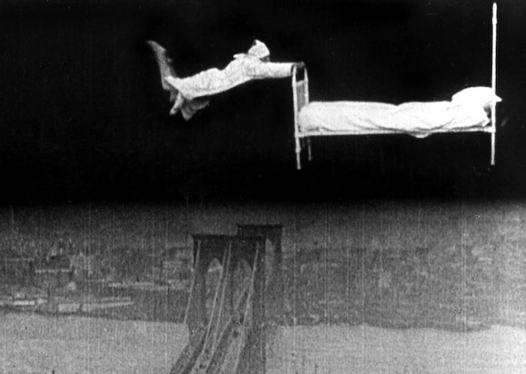 Four Corners to my Bed